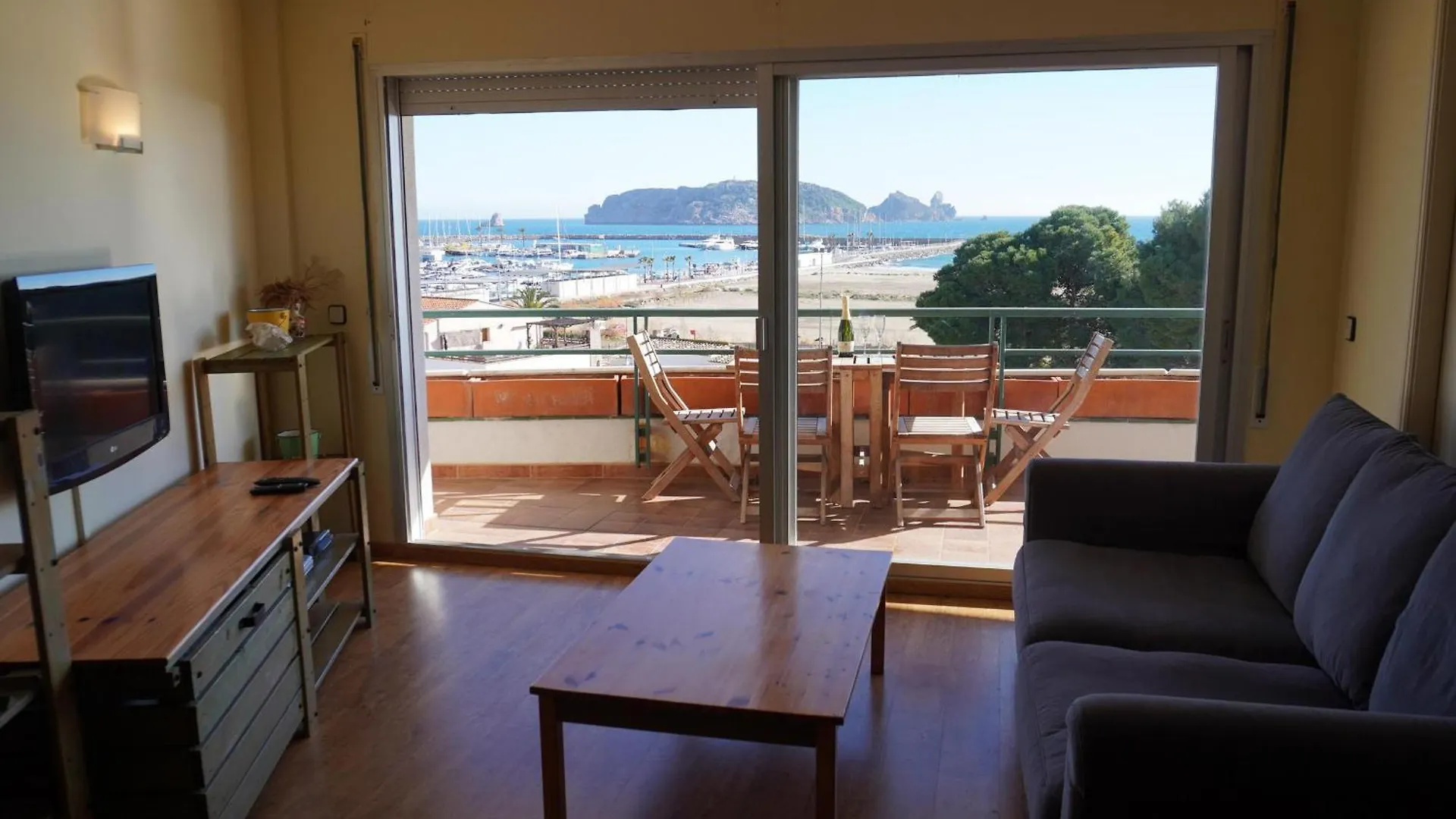 Apartment Medas Park 253 - L'Estartit, Centro - Es-323-90 Torroella De Montgri Spain